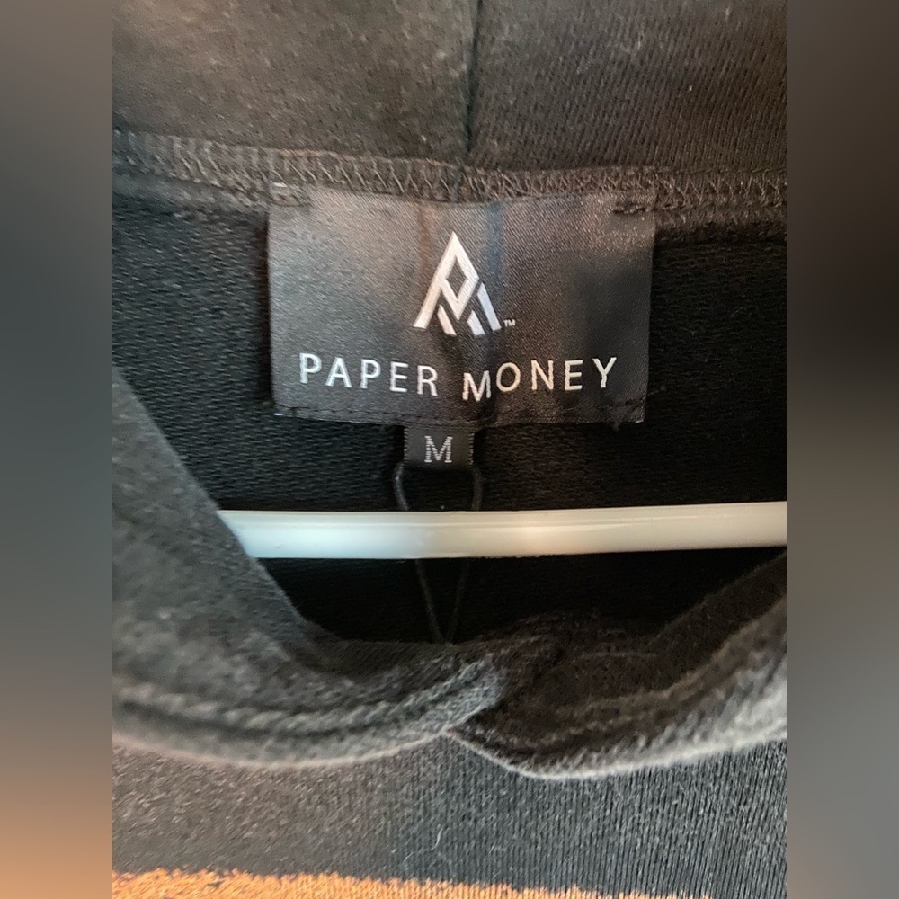 Paper Money Nino Brown Hoodie Wesley Snipes New Jack City Medium NWT - Picture 3 of 10